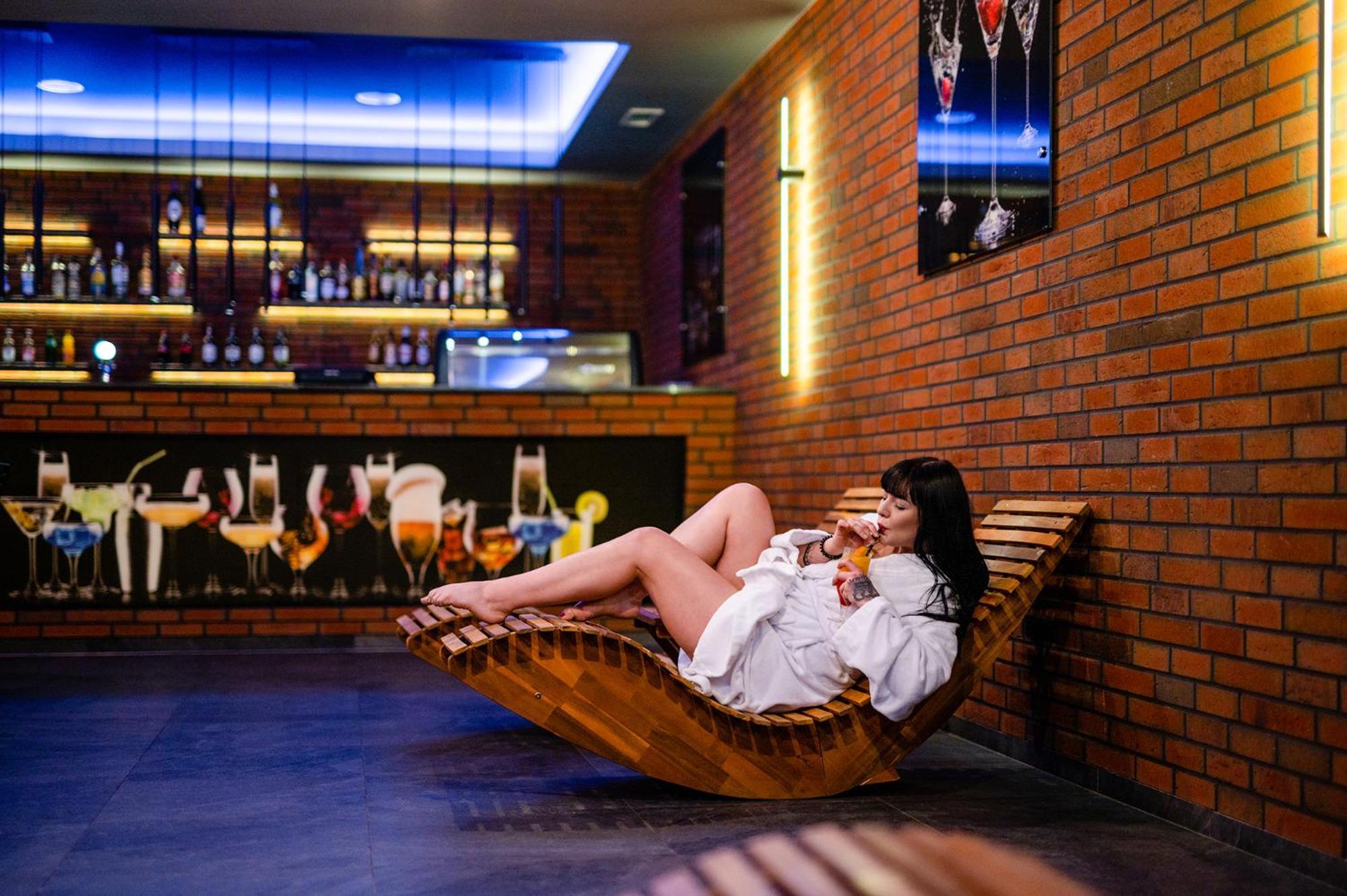 Hotel Alhar Lubliniec Kültér fotó