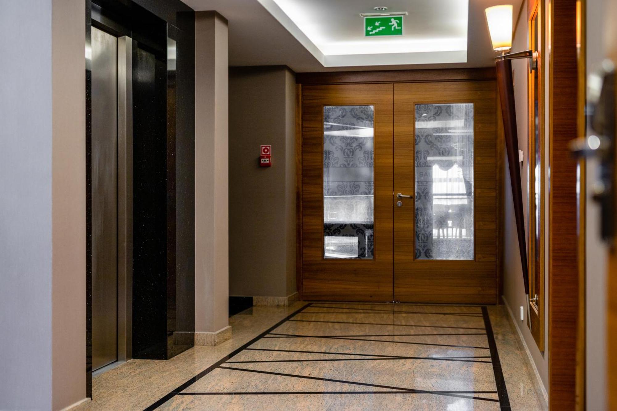 Hotel Alhar Lubliniec Kültér fotó