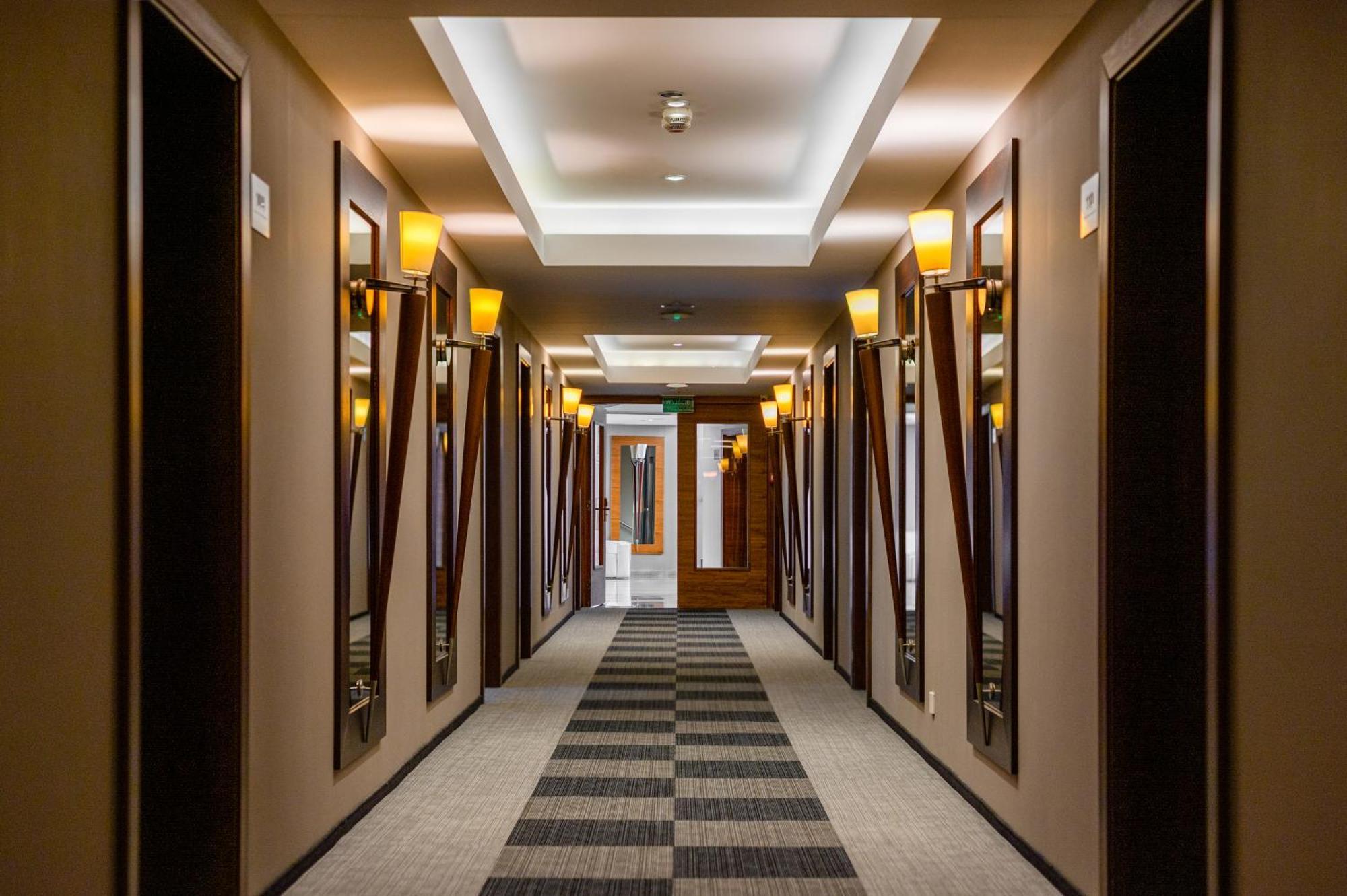 Hotel Alhar Lubliniec Kültér fotó